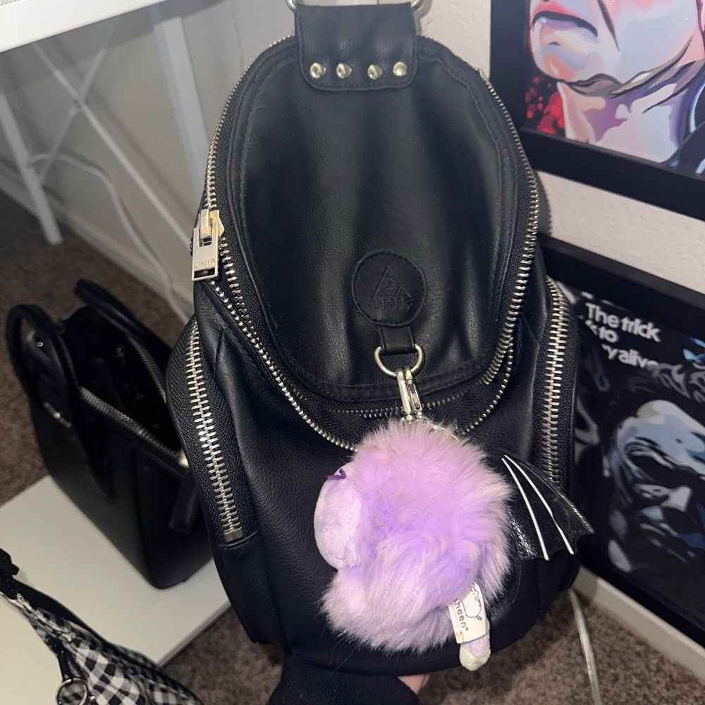 UNIF namesake pack